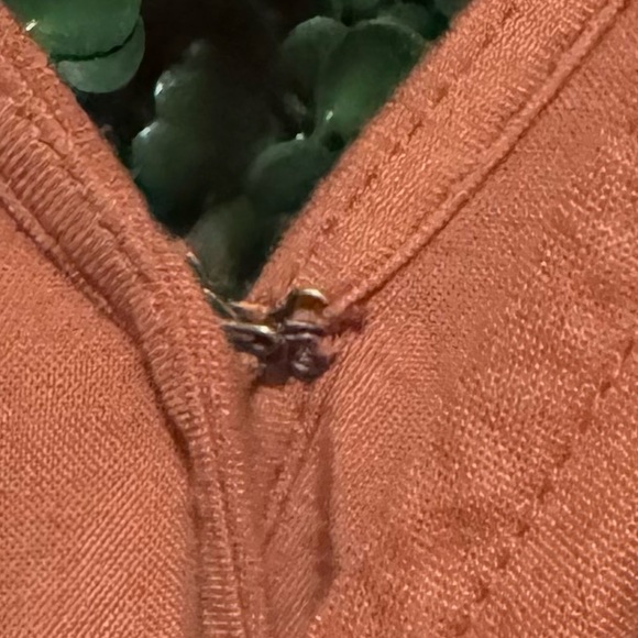 ABERCROMBIE & FITCH PUFF SLEEVE WRAP LOW VNECK BLOUSE - Picture 9 of 12